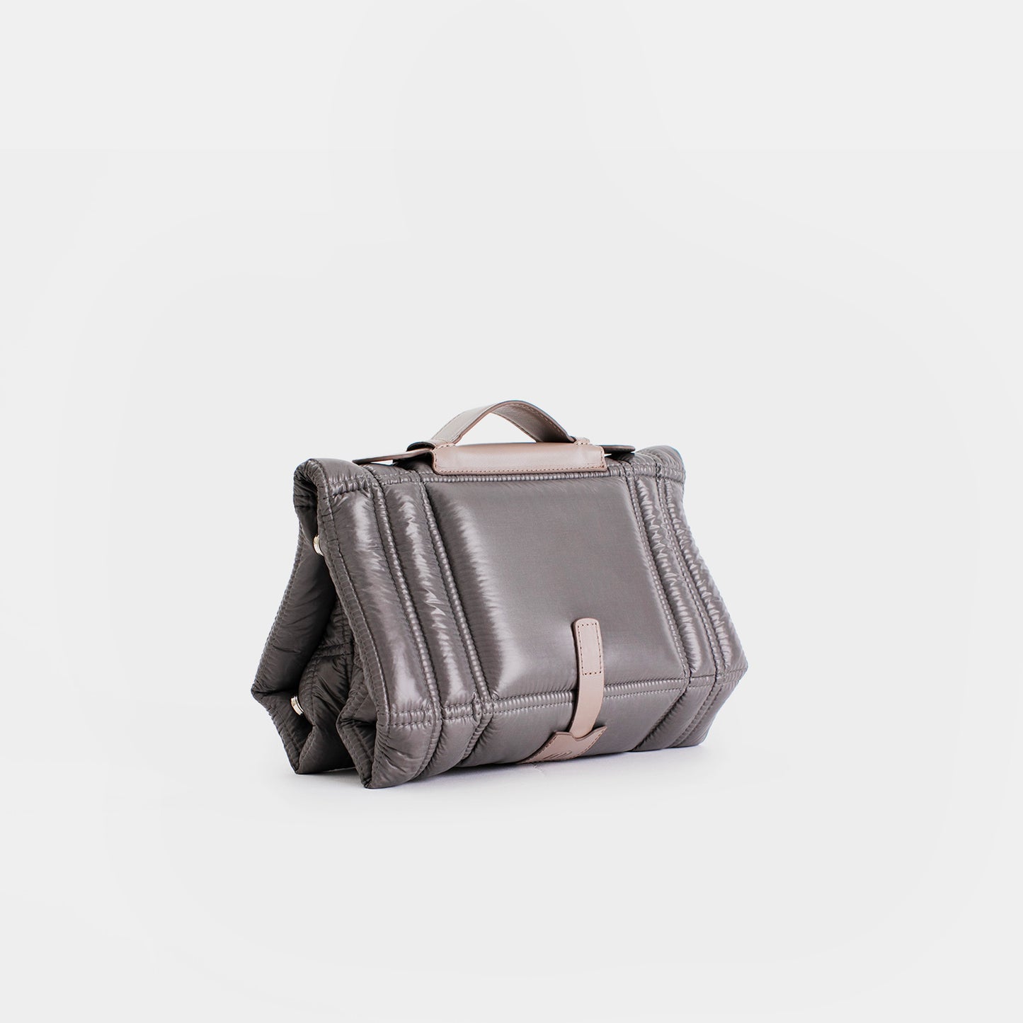 facet bag shaper in grey